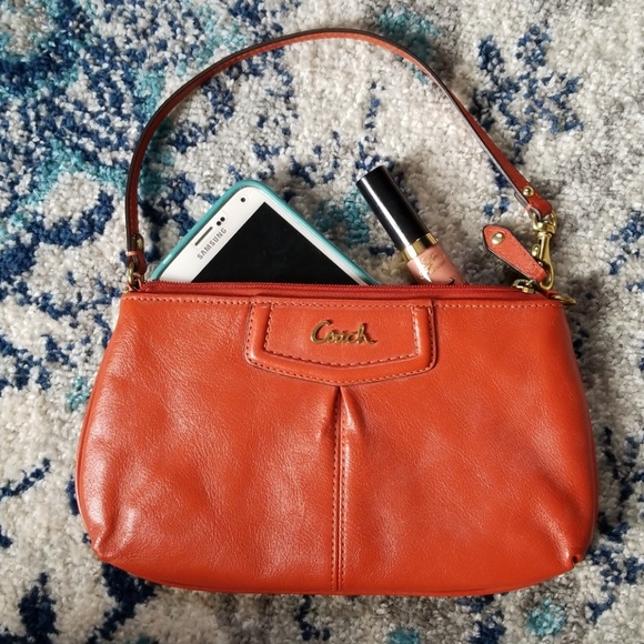 Coach Handbags - Coach wristlet